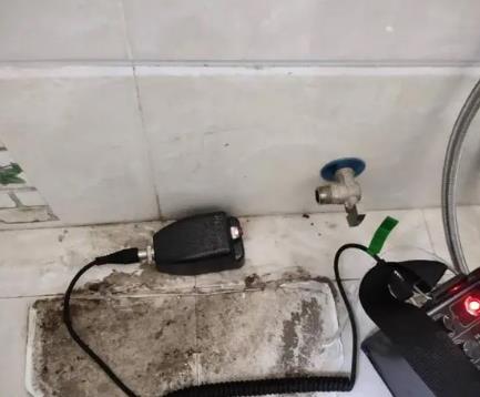 康平屋顶漏水维修公司分享下卫生间漏水的危害及解决方法